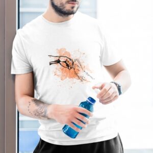Playera-conexión inquebrantable-hombre-gimansio-tomando-agua