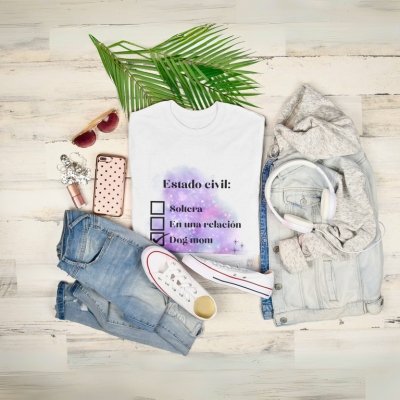 Playera-Estado-civil-dog-mom-outfit-Bodoquissimo
