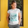 Playera-la mejor raza-mujer de oficina
