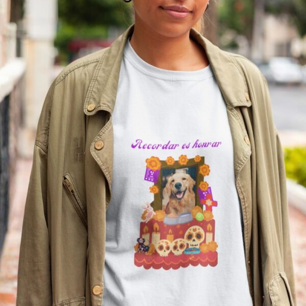 Recordar es honrar-playera personalizable-mujer con chaqueta
